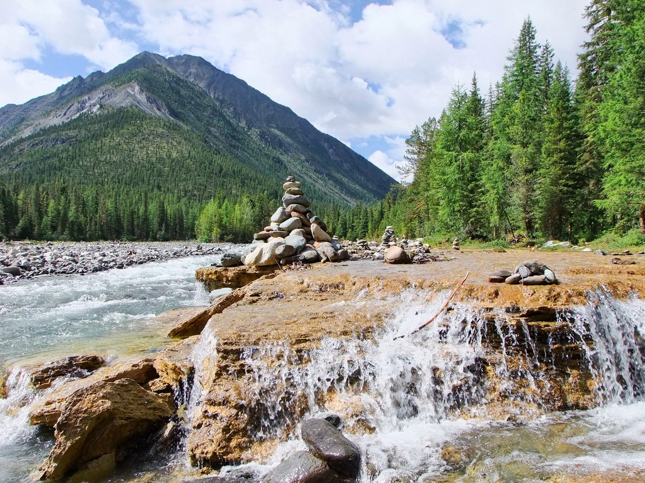 Земля минералов